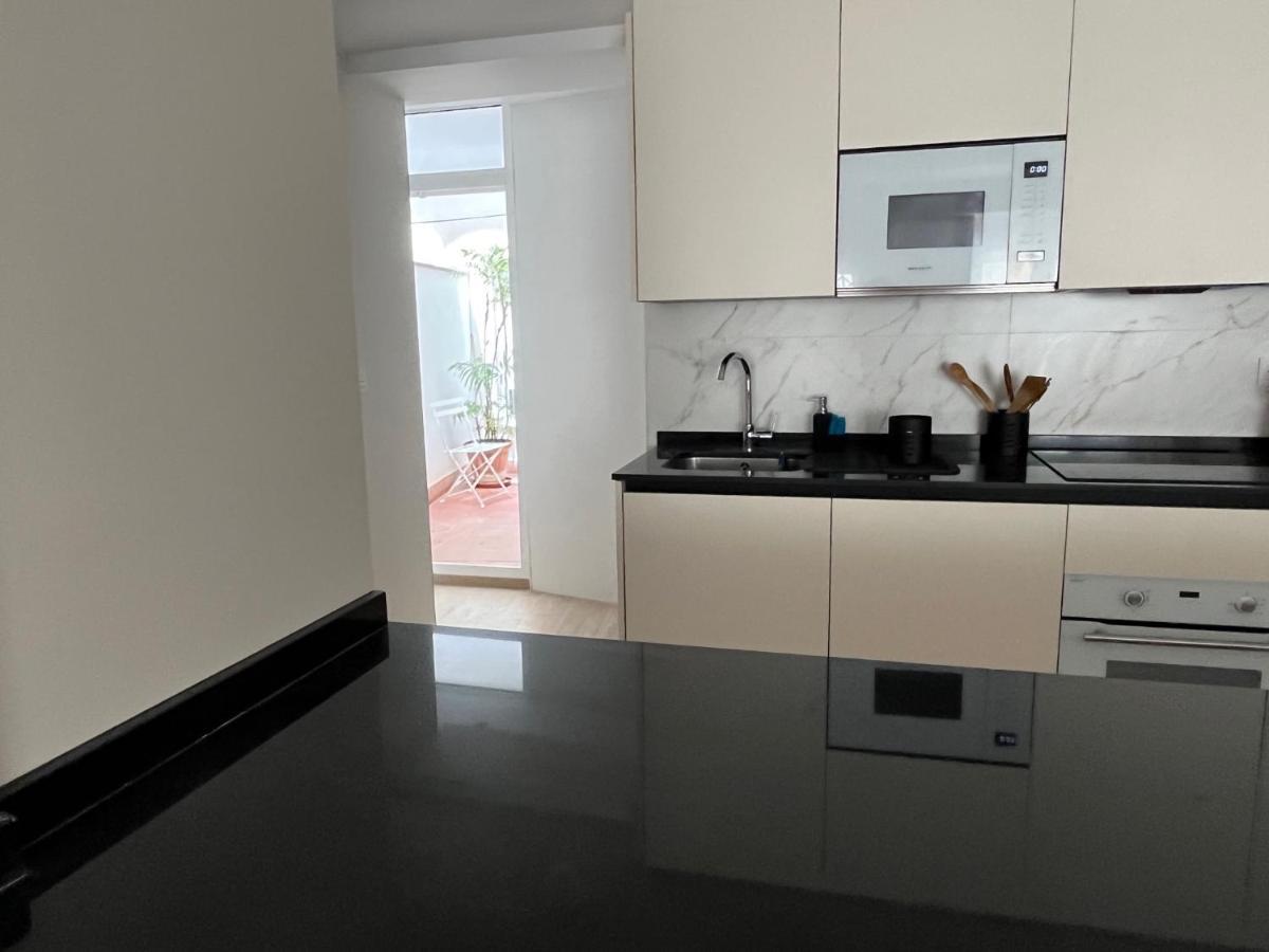 Precioso Apartamento Con Patio غرناطة المظهر الخارجي الصورة