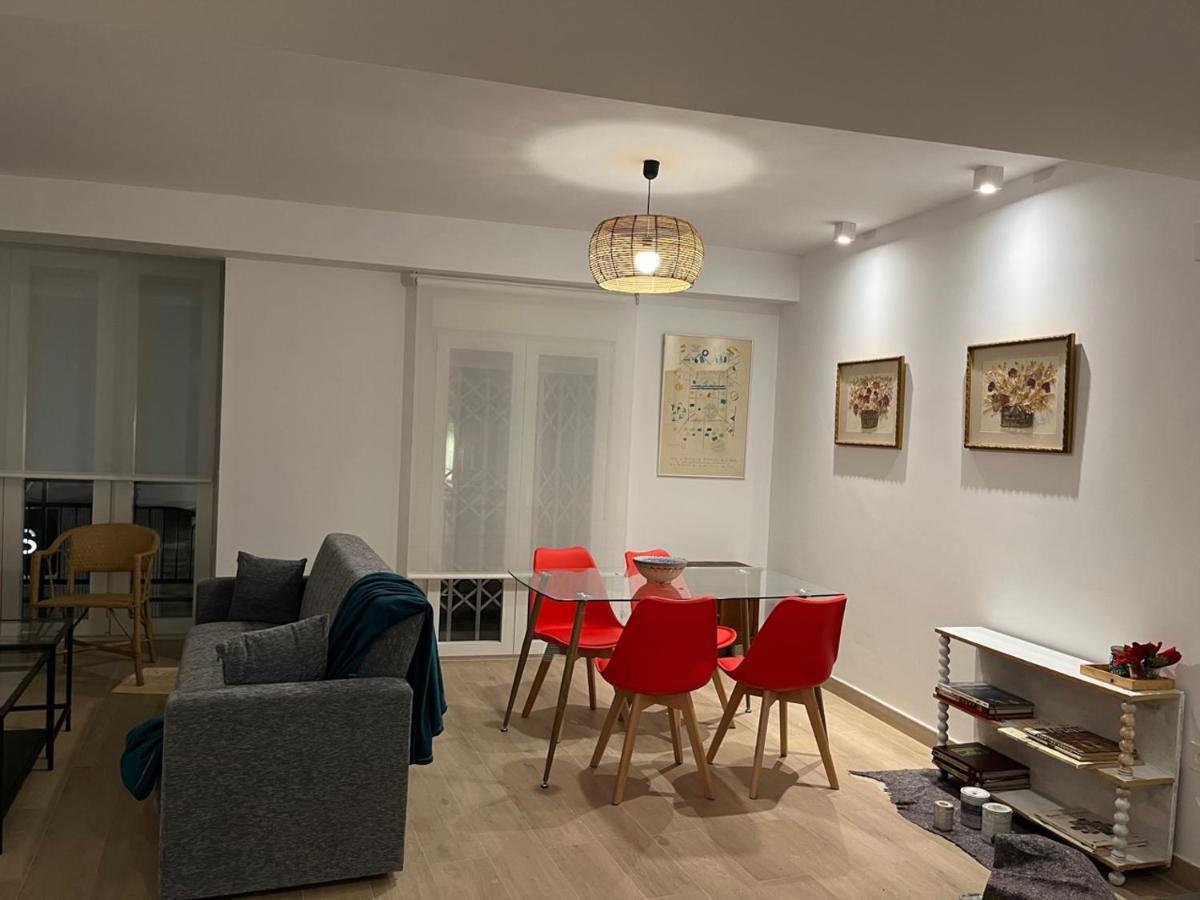 Precioso Apartamento Con Patio غرناطة المظهر الخارجي الصورة