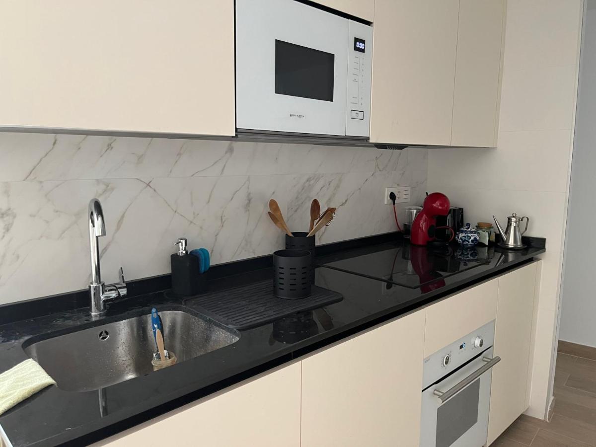 Precioso Apartamento Con Patio غرناطة المظهر الخارجي الصورة