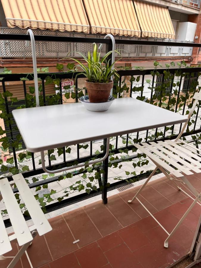 Precioso Apartamento Con Patio غرناطة المظهر الخارجي الصورة