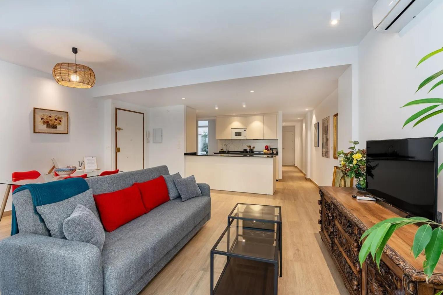 Precioso Apartamento Con Patio غرناطة المظهر الخارجي الصورة